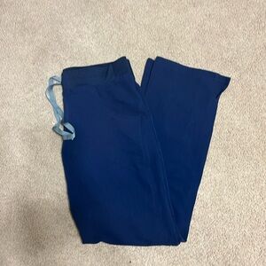 FIGS Navy Kade Cargo scrub pants S